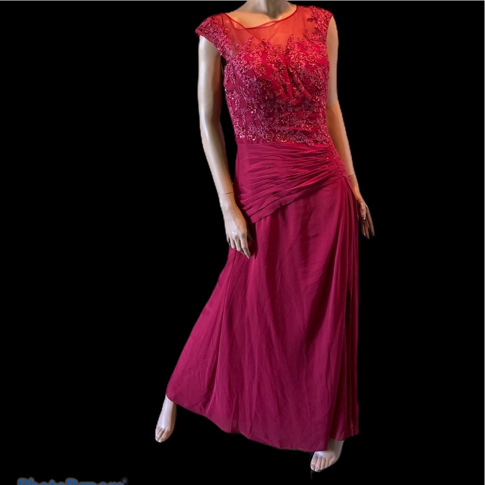 JJs House gown